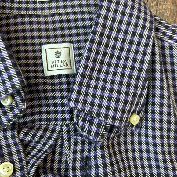 Men's Checkered Button-Up Shirt - Picture 2 of 4